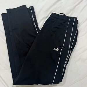 PUMA TRACKPANTS